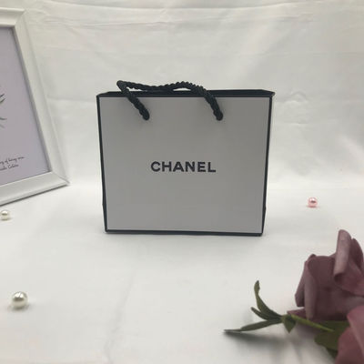 Exquisite Color Paperboard Cosmetic Box Packaging Print Logo Pattern Custom Size